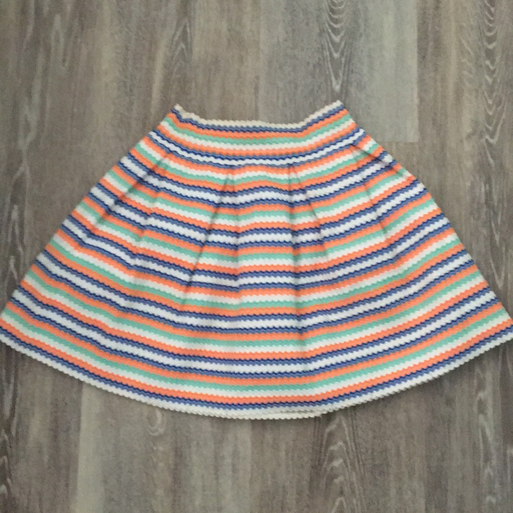 Pleated flare skirt